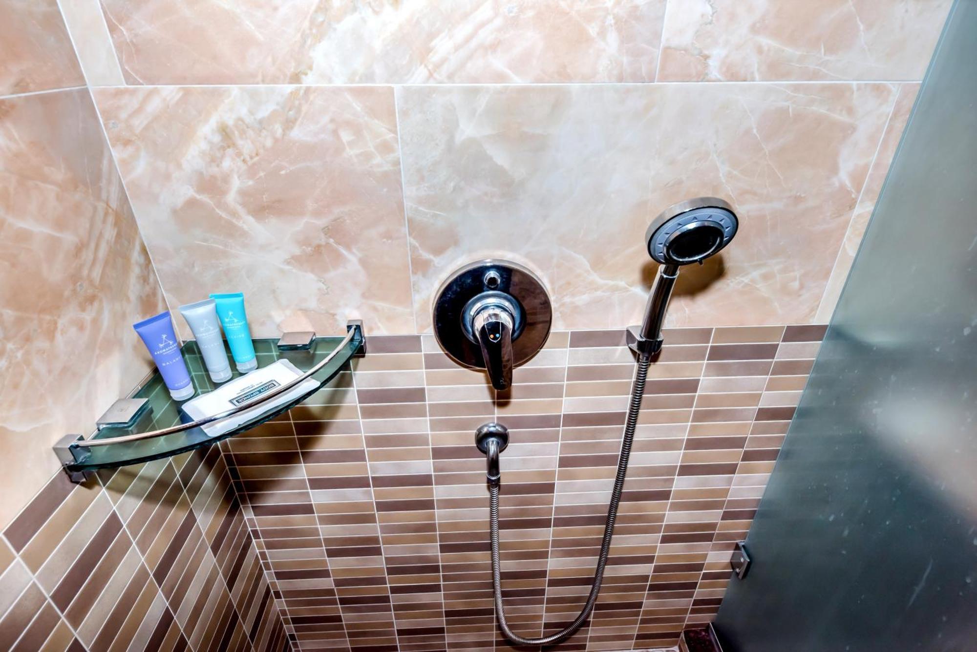 Palm Valley Resort Согвипхо Экстерьер фото