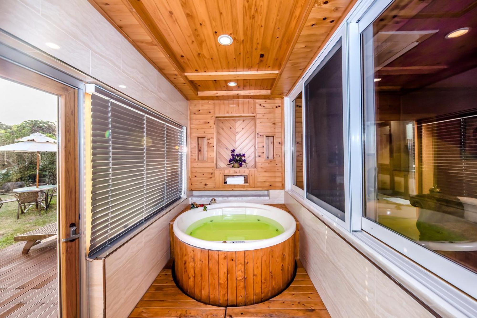 Palm Valley Resort Согвипхо Экстерьер фото