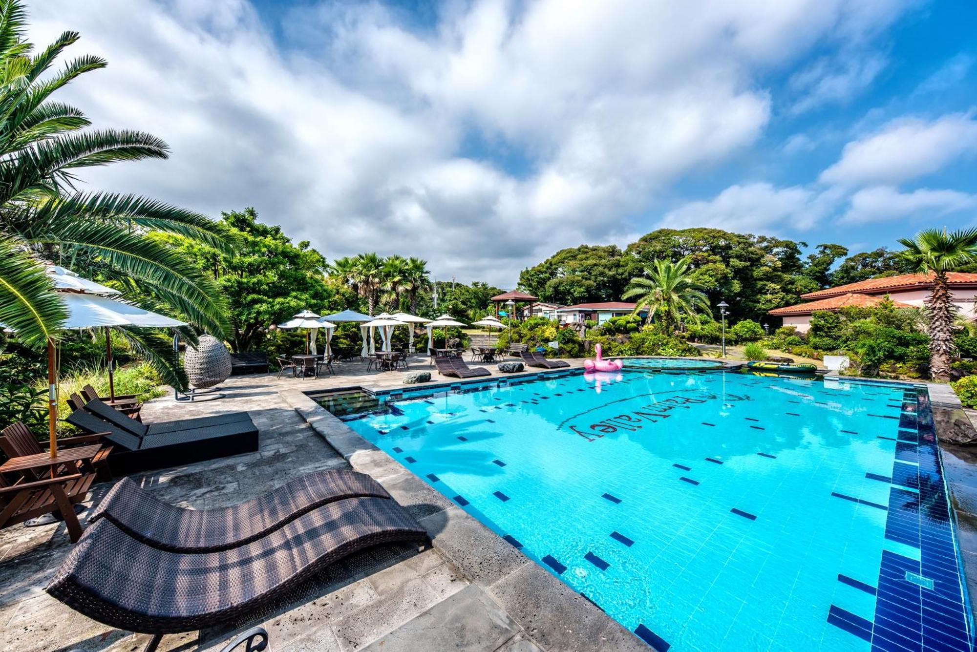 Palm Valley Resort Согвипхо Экстерьер фото