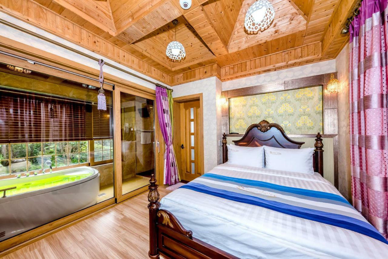 Palm Valley Resort Согвипхо Экстерьер фото